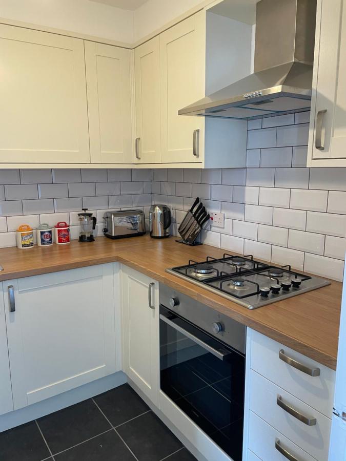 Light And Airy 1 Bedroom Flat 700M From The Beach Bournemouth Ngoại thất bức ảnh