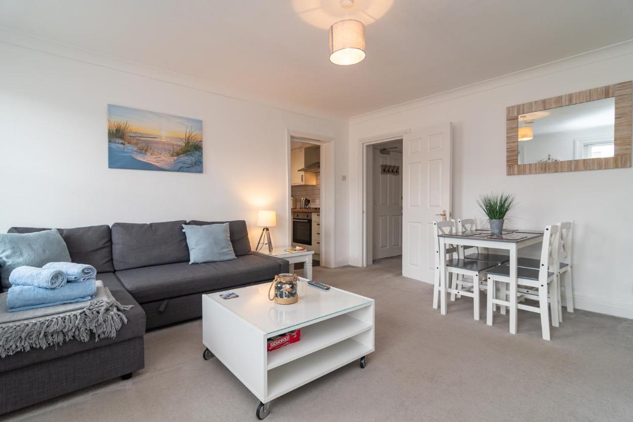 Light And Airy 1 Bedroom Flat 700M From The Beach Bournemouth Ngoại thất bức ảnh